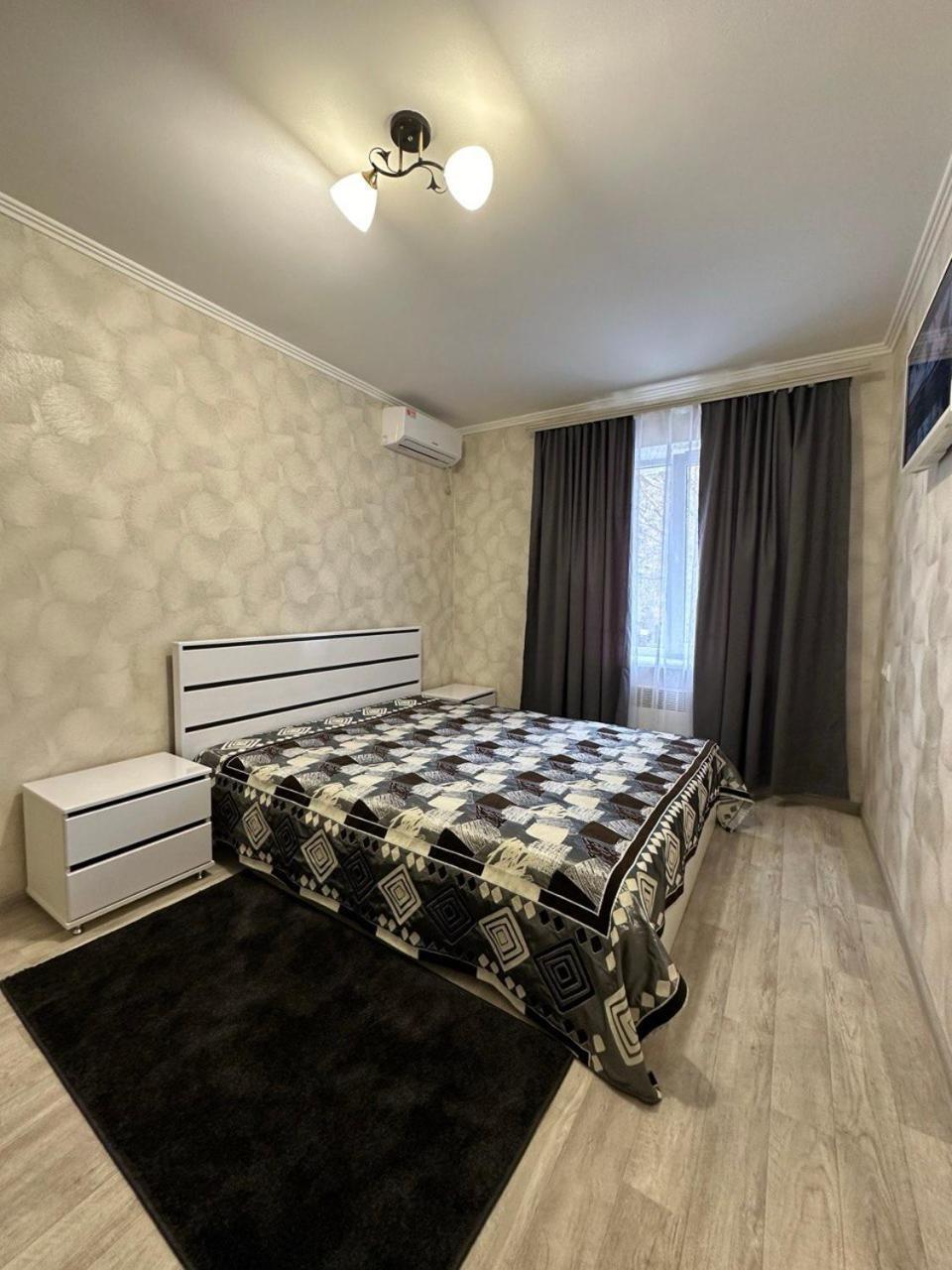 Prospekt Peremogu 10B Apartment Kropîvnîțkîi Exterior foto